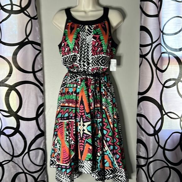 Roz & Ali Dresses & Skirts - Roz & Ali - The “Zena” Belted Dress - Multicolor Dress Size 4 New